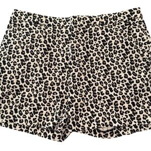 Banana Republic Women’s 10 Mid-Rise Shorts Leopard Print Black Khaki‎ Pockets